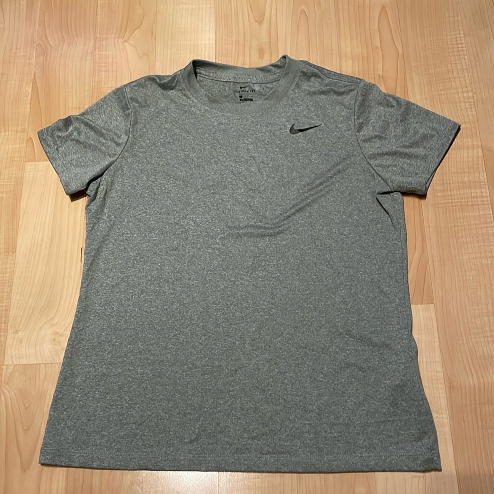 Nike workout t